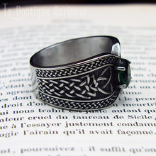 Load image into Gallery viewer, Bague celte druidique pagan pour sorcière ou sorcier protection et magie verte wicca France