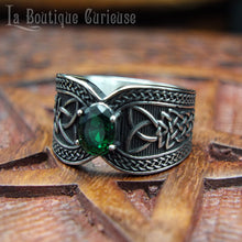 Load image into Gallery viewer, Bague celte druidique pagan pour sorcière ou sorcier protection et magie verte wicca France