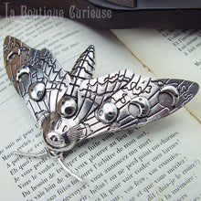 Charger l'image dans la galerie, Barrette papillon de nuit Hypnos