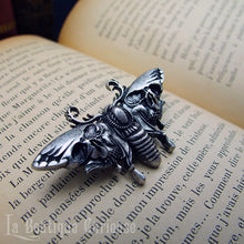 Load image into Gallery viewer, Broche papillon Dante