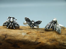 Load image into Gallery viewer, Night Wiccan adjustable ring