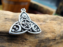Charger l'image dans la galerie, Pendentif Triquetra + chaîne