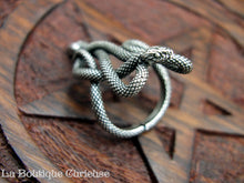 Load image into Gallery viewer, Intertwined Serpents Ring
