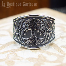 Charger l&#39;image dans la galerie, Bague viking nordique homme et femme arbre Yggdrasil et corbeaux d&#39;Odin Hugin et Munin Toulouse France