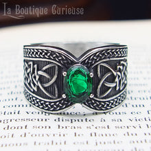 Laden Sie das Bild in den Galerie-Viewer, Bague celte druidique pagan pour sorcière ou sorcier protection et magie verte wicca France