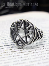 Laden Sie das Bild in den Galerie-Viewer, Bague ésotérique pentacle celtique protection  en acier