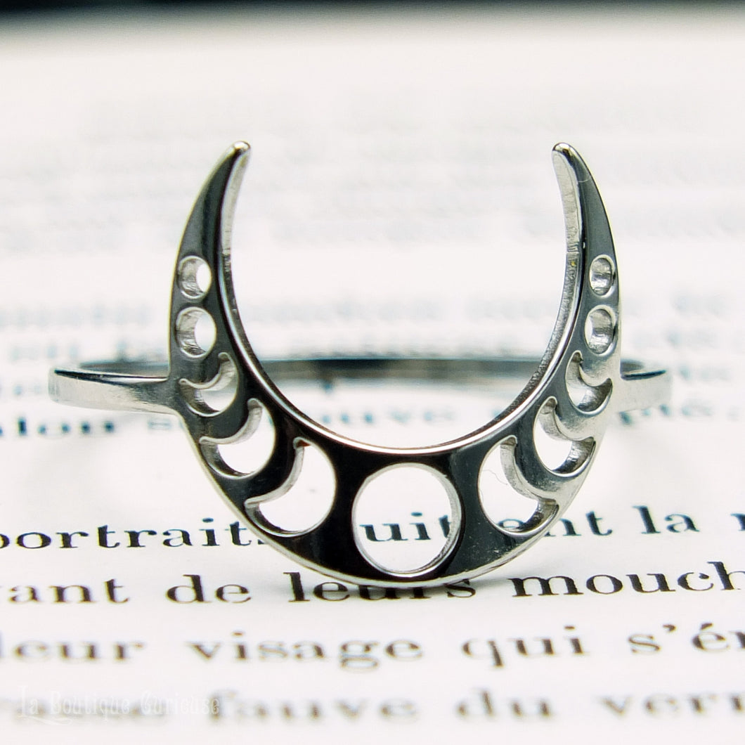 Bague femme acier argent croissant de lune et phases de la lune. Bague magie wicca rituel féminin sacré fertilité. Bague ésotérique sorcière Toulouse pleine lune