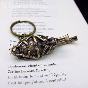 Décapsuleur ouvre bouteille original scarabée dynaste en laiton, décoration insecte cabinet de curiosités. Accessoire bière brasserie apéritif. Cadeau original bière.