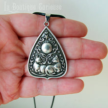 Laden Sie das Bild in den Galerie-Viewer, Pendentif couple de chats sur goutte ouija collier wicca sorcière gothique Toulouse France