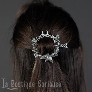 Barrette à cheveux et pique insectes en métal