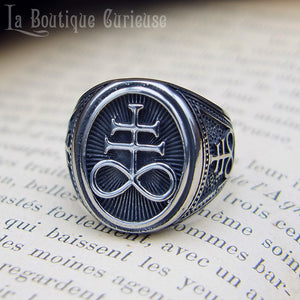 Bague alchimique croix de souffre ou croix de Léviathan acier. Bague gothique sataniste symbole église satanique. Symbole éternité. 
