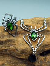Load image into Gallery viewer, spider necklace
