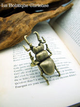 Load image into Gallery viewer, Silver or gold stag beetle adjustable ring