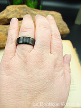 Load image into Gallery viewer, Matt and shiny black tungsten ring