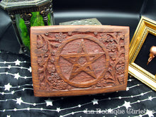 Load image into Gallery viewer, Pentacle wooden altar or tarot box