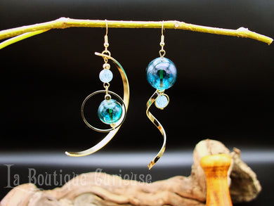 Boucles d'oreilles Comète asymétriques verre soufflé