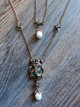 Load image into Gallery viewer, Double beetle necklace Victoria