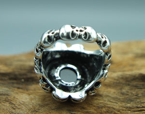 Catacombs ring