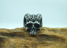 Load image into Gallery viewer, Skull demon devil ring